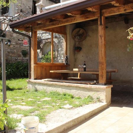 Casa Vacanze Il Melograno Tremosine Exterior foto