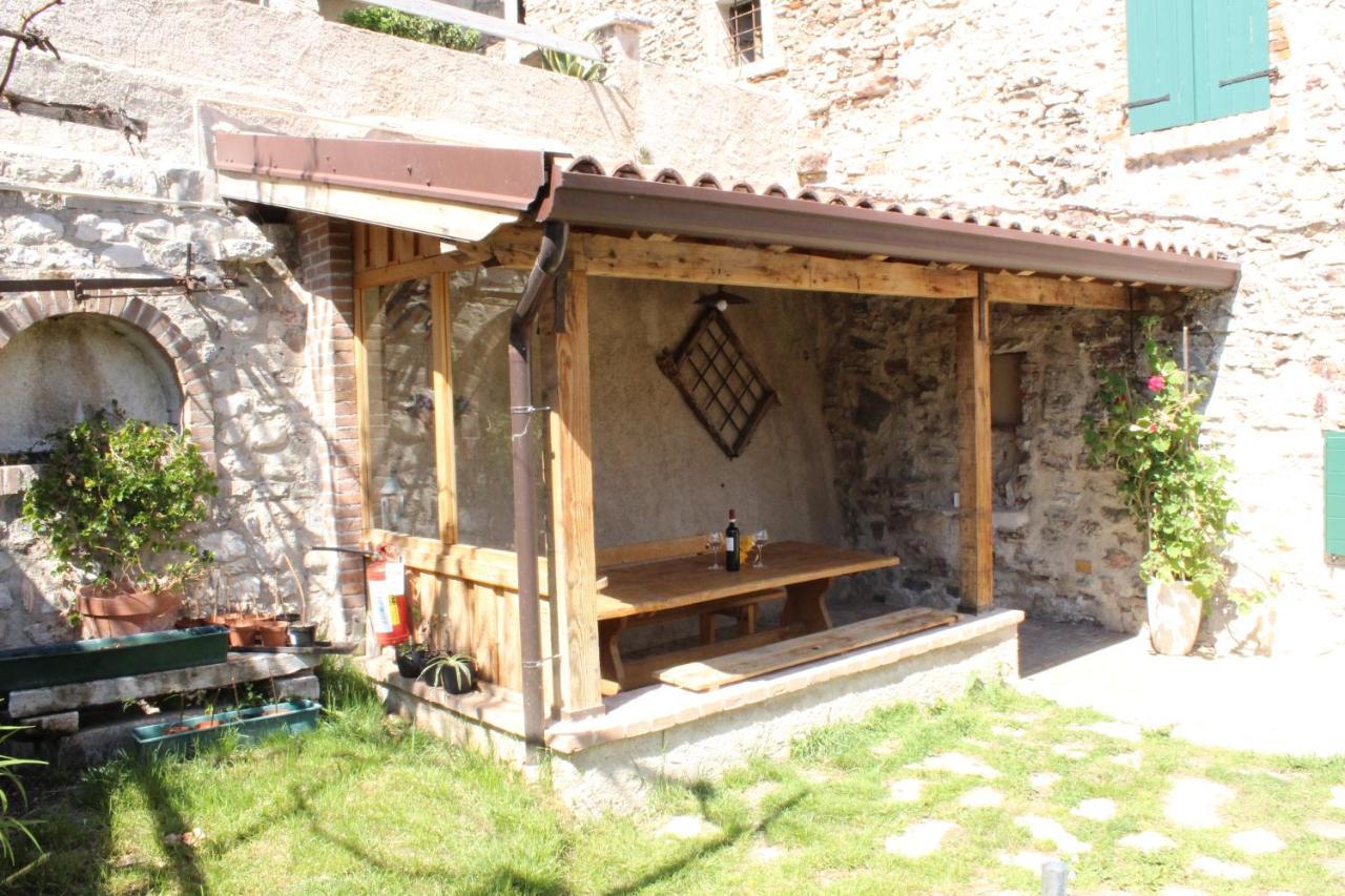Casa Vacanze Il Melograno Tremosine Exterior foto
