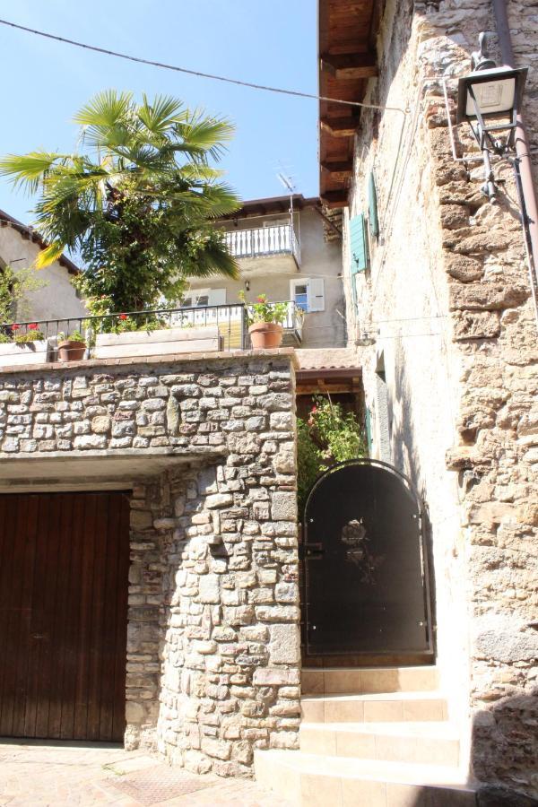 Casa Vacanze Il Melograno Tremosine Exterior foto